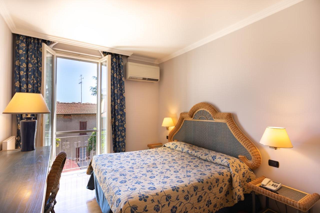 Hotel Dei Tigli Angera Buitenkant foto